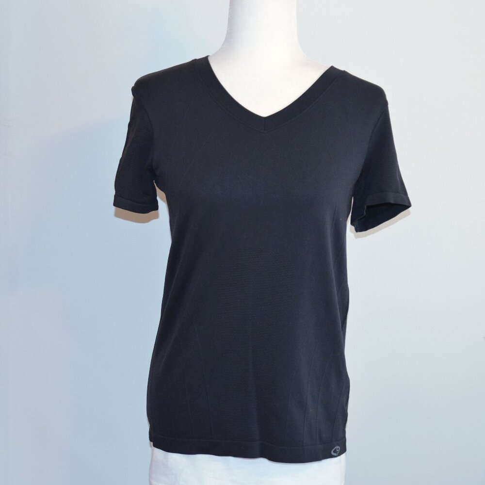 C9 by Champion Compression V-Neck Shirt - Size M
